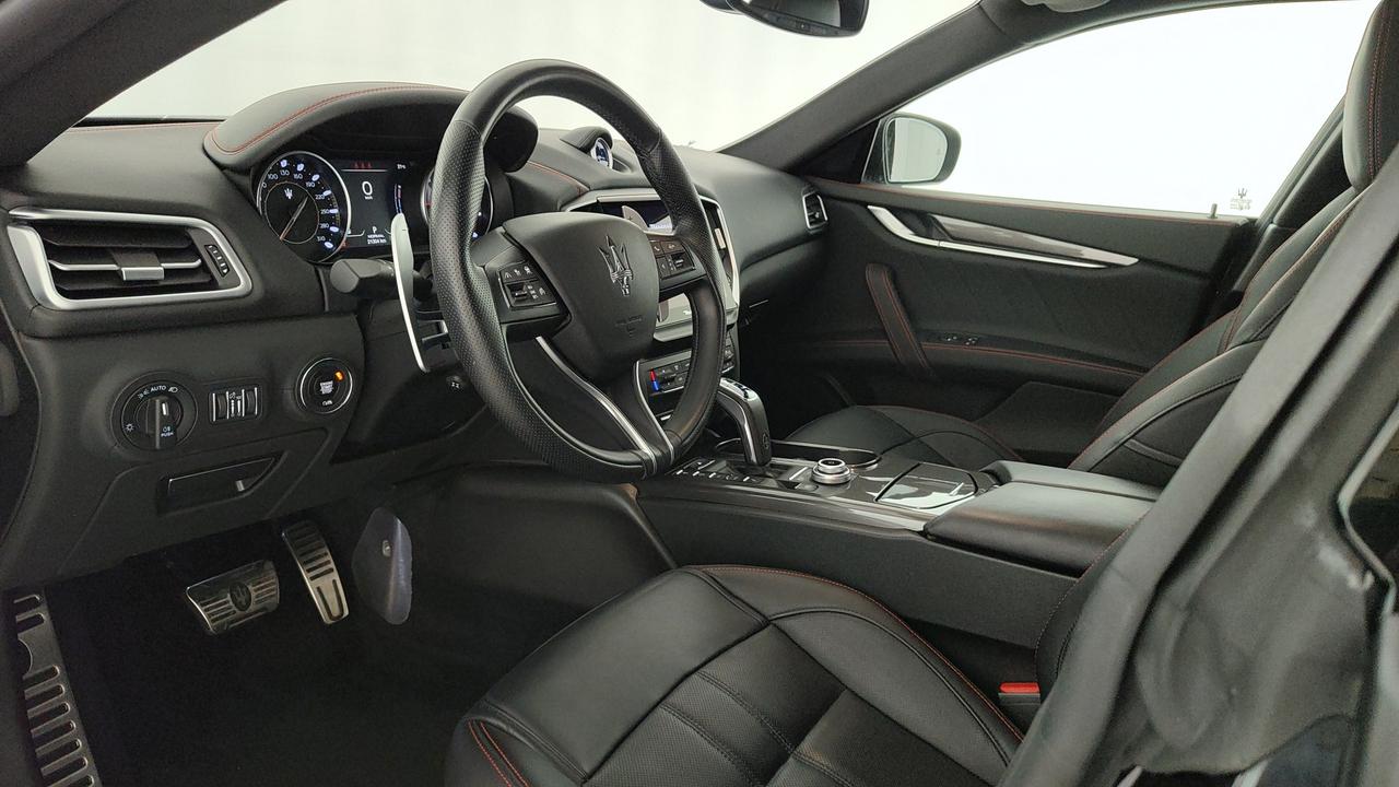 MASERATI Ghibli 3.0 V6 Modena 430cv awd auto