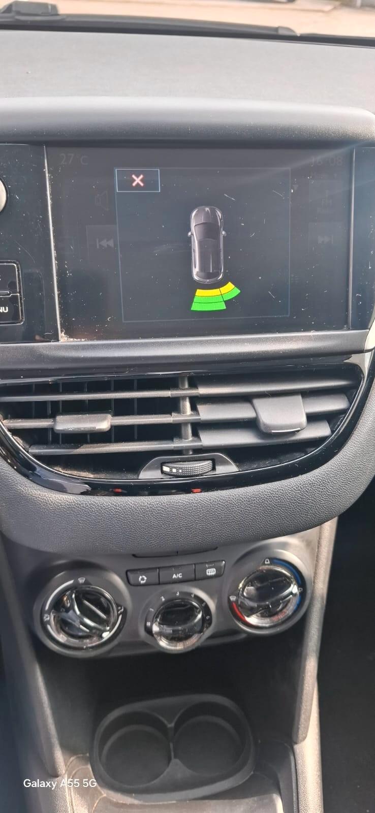 Peugeot 208 PureTech 82 5p. GPL Allure