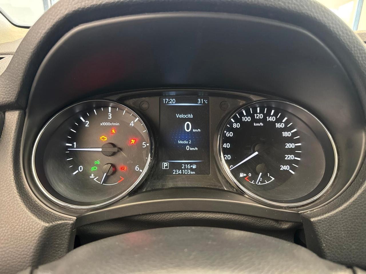 Nissan Qashqai 1.6 dCi automatica 131cv
