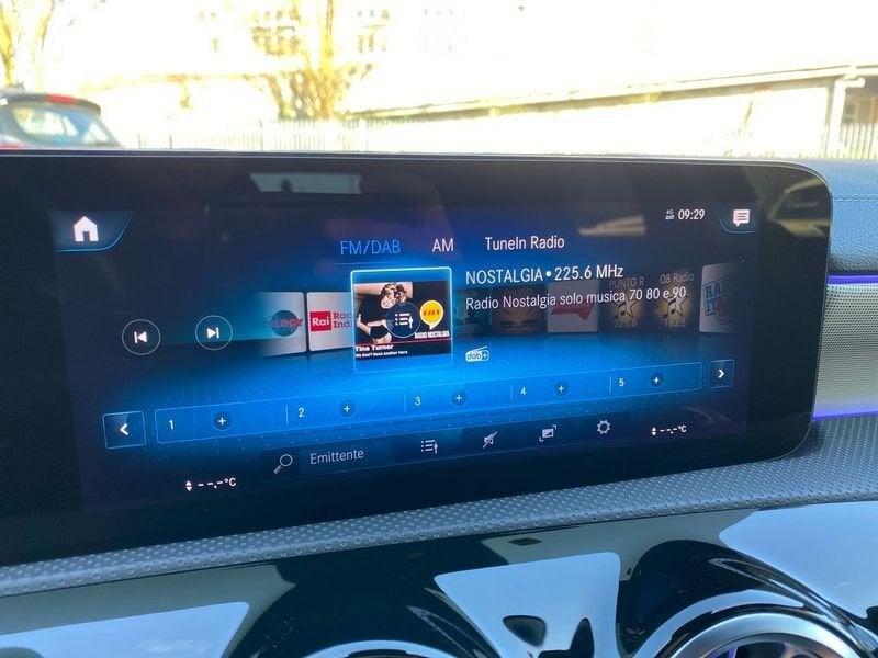 Mercedes-Benz Classe A A 180 d Premium Night edition Plus auto