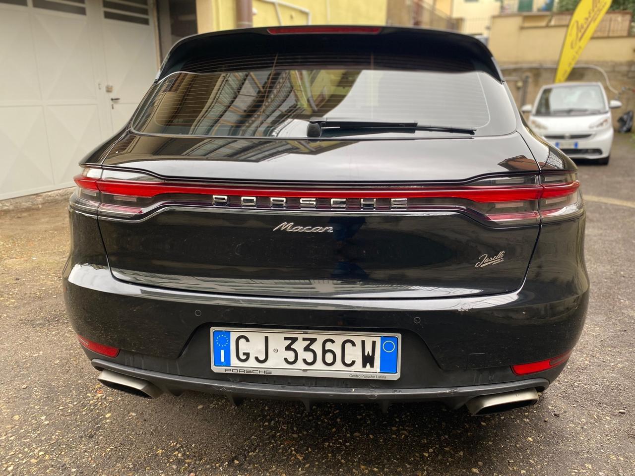 Porsche Macan 2.0 tetto panoramico 245 cv