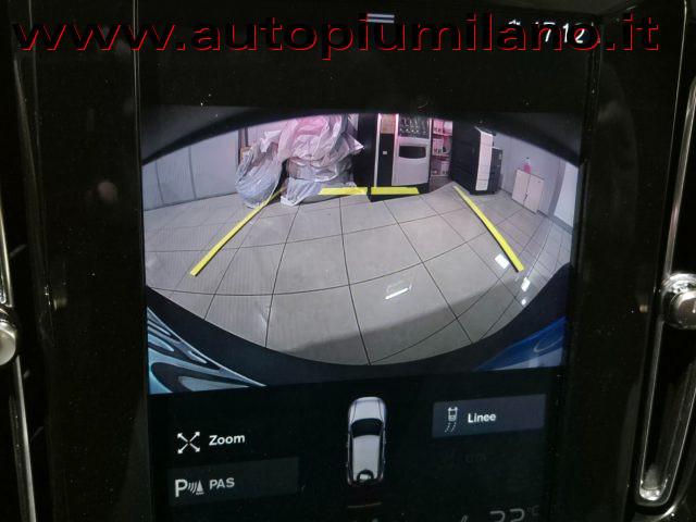 VOLVO XC40 D4 AWD Geartronic Inscription