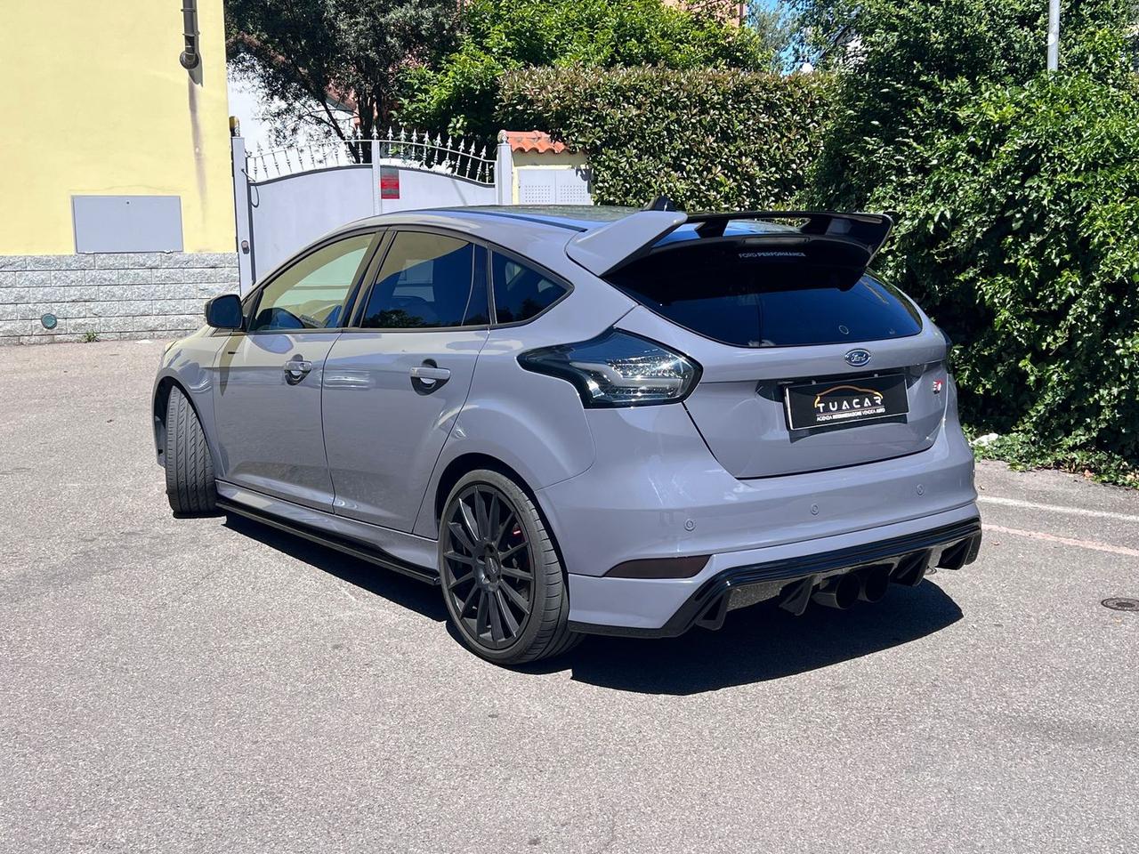 Ford Focus ST 2.0 EcoBoost 250 CV #10875