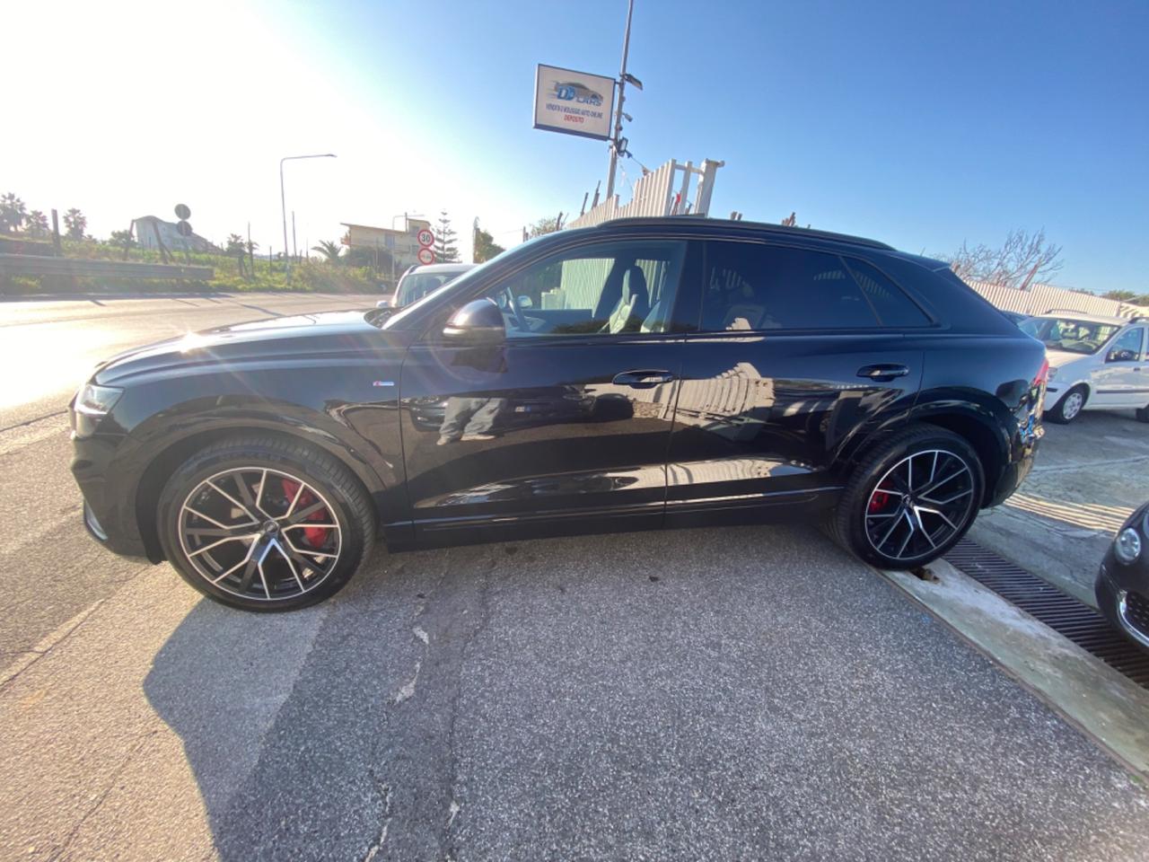 Audi Q8 50 TDI 286 CV quattro tiptronic Sport