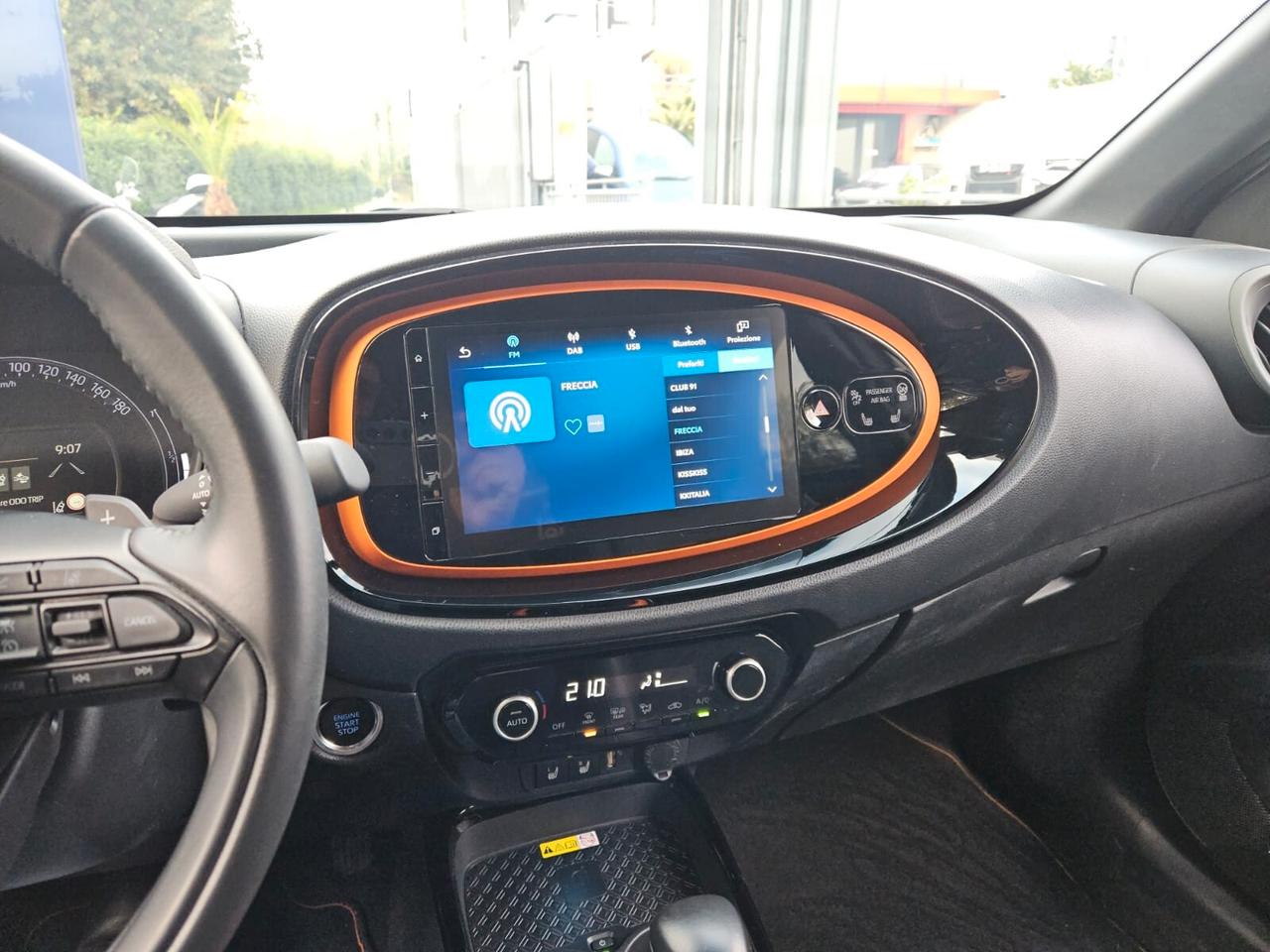 Toyota Aygo X 1.0 VVT-i 72 CV 5 porte Lounge S-CVT LIMITED