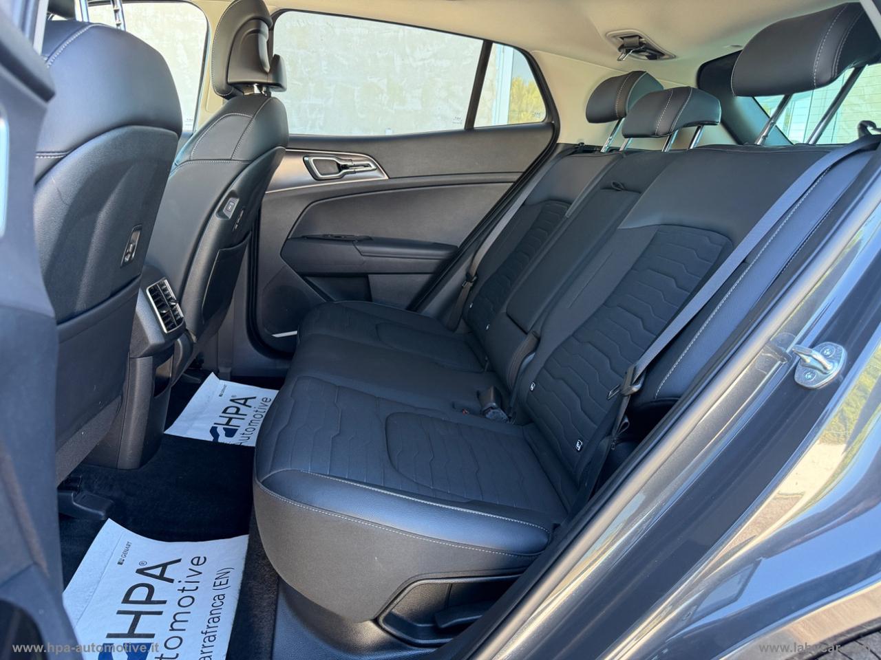 KIA Sportage 1.6 CRDi MHEV Style NAVI LED PELLE RETROCAMERA CARPLAY