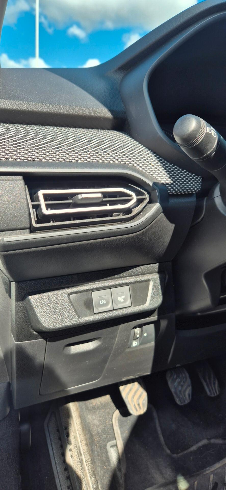 Dacia Sandero Streetway 1.0 TCe ECO-G COMFORT NEOPATENTATI