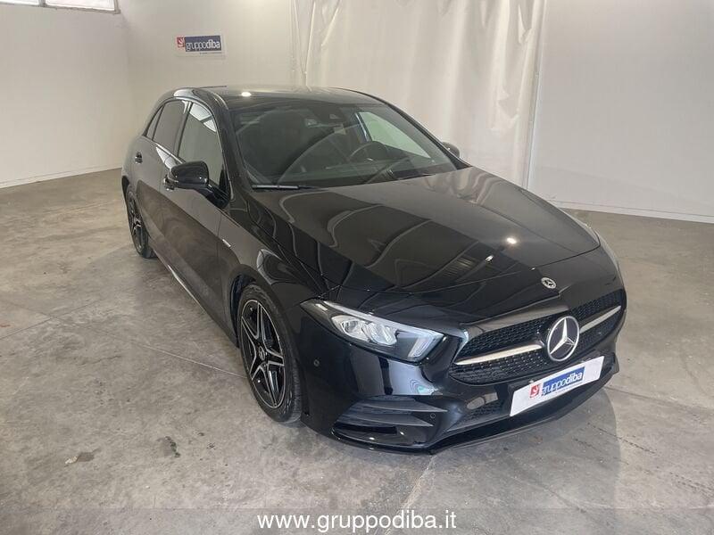 Mercedes-Benz Classe A - W177 2018 Diesel A 180 d Premium Night edition auto