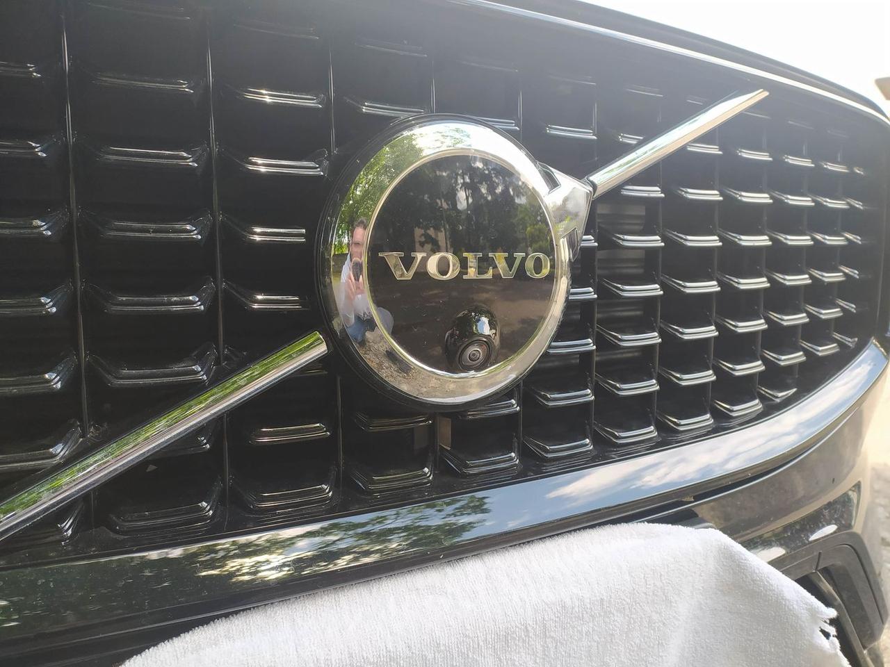 Volvo XC 60 2.0 T6 Recharge PHEV Ultimate Dark