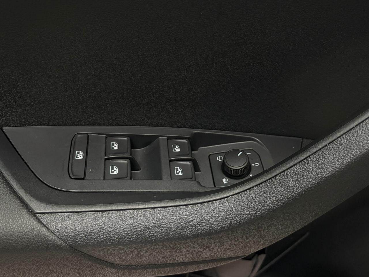 Skoda Karoq 2.0 TDI 150cv DSG Executive ITALIANA Km0