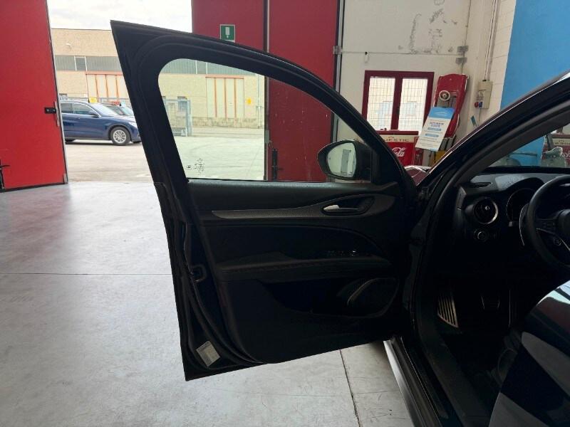 ALFA ROMEO Stelvio Stelvio 2.2 Turbodiesel 210 ...