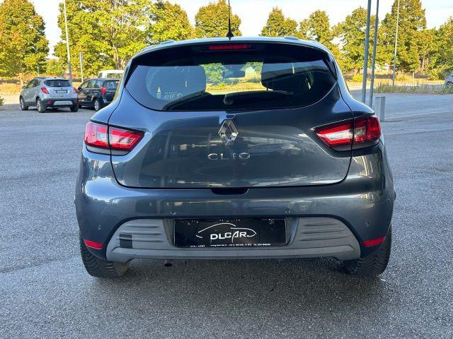RENAULT Clio 1.2 75 CV 5P. Duel