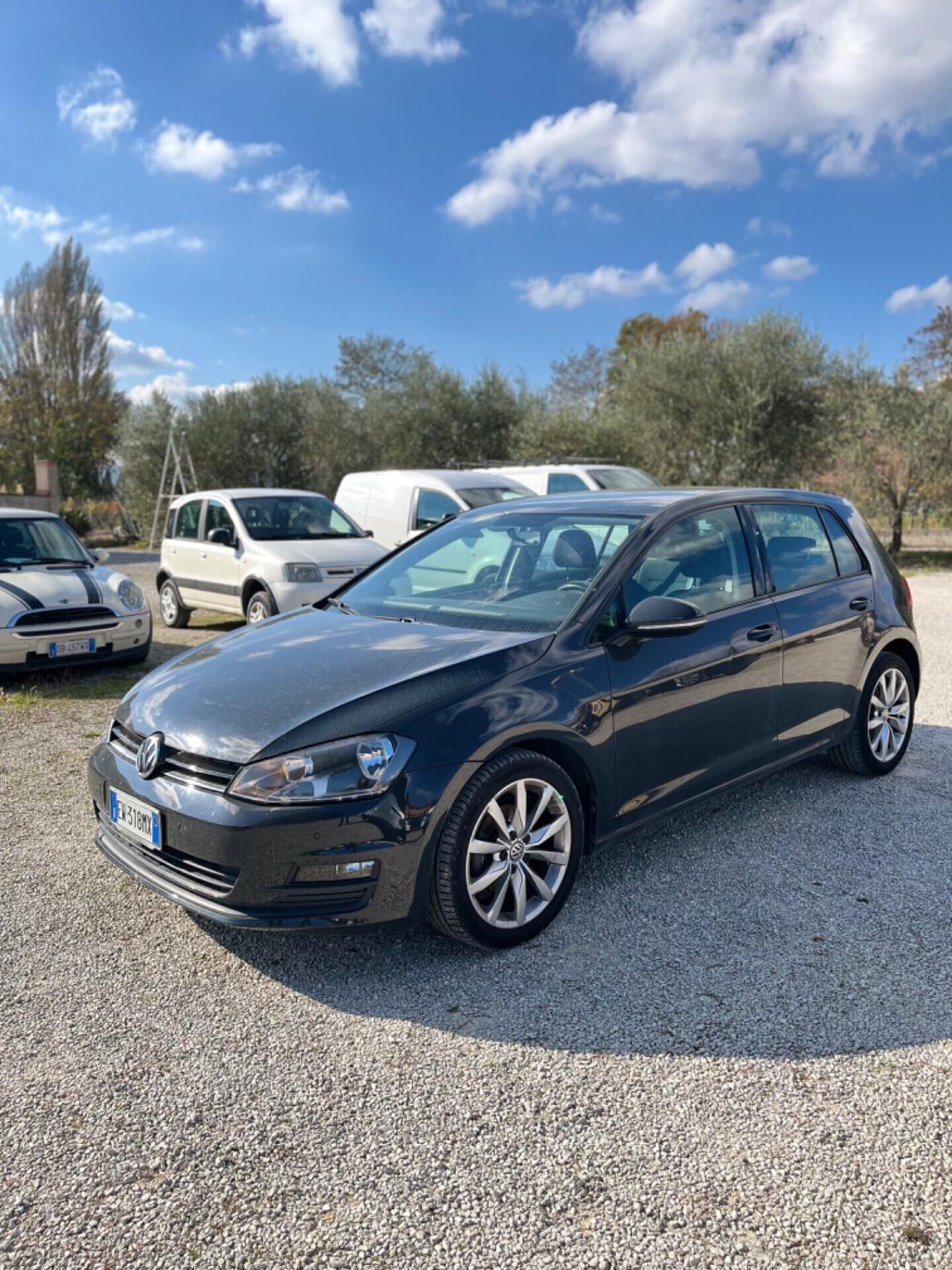 Volkswagen Golf 7 1.6 TDI DSG PERFETTA NEOPATENTATI