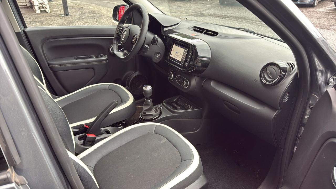 Renault Twingo SCe 65 CV Urban Night