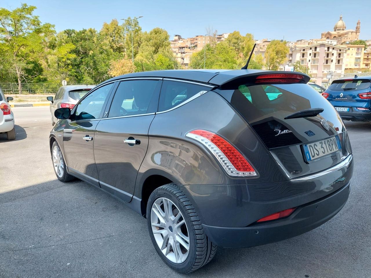 Lancia Delta 1.6 MJT DPF Platino