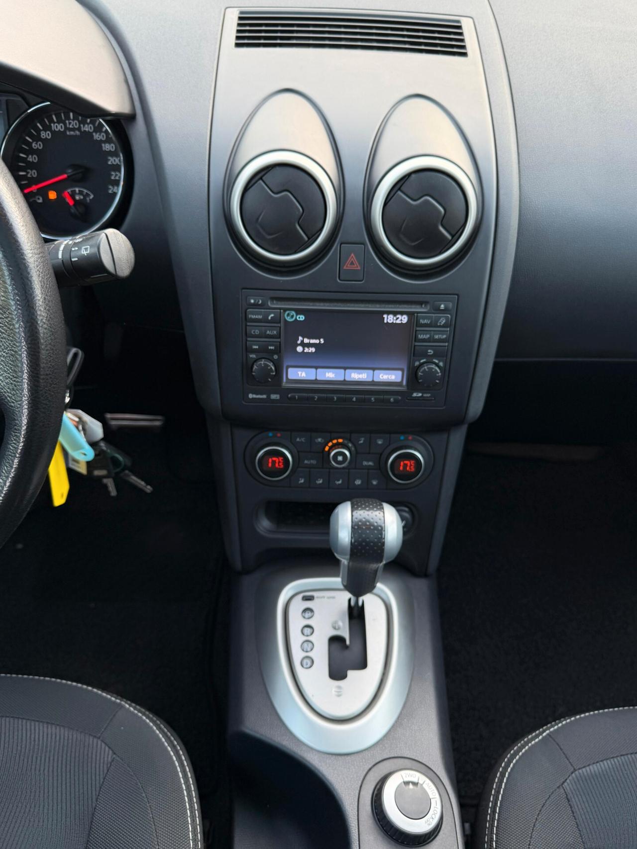 Nissan Qashqai 2.0 dCi DPF 4x4WD aut. Tekna