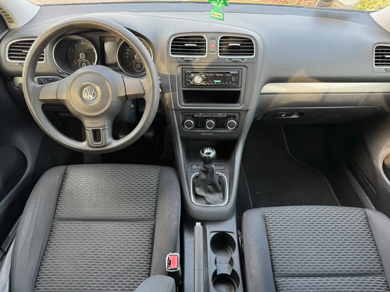 Volkswagen Golf benzina leggermente grandinata