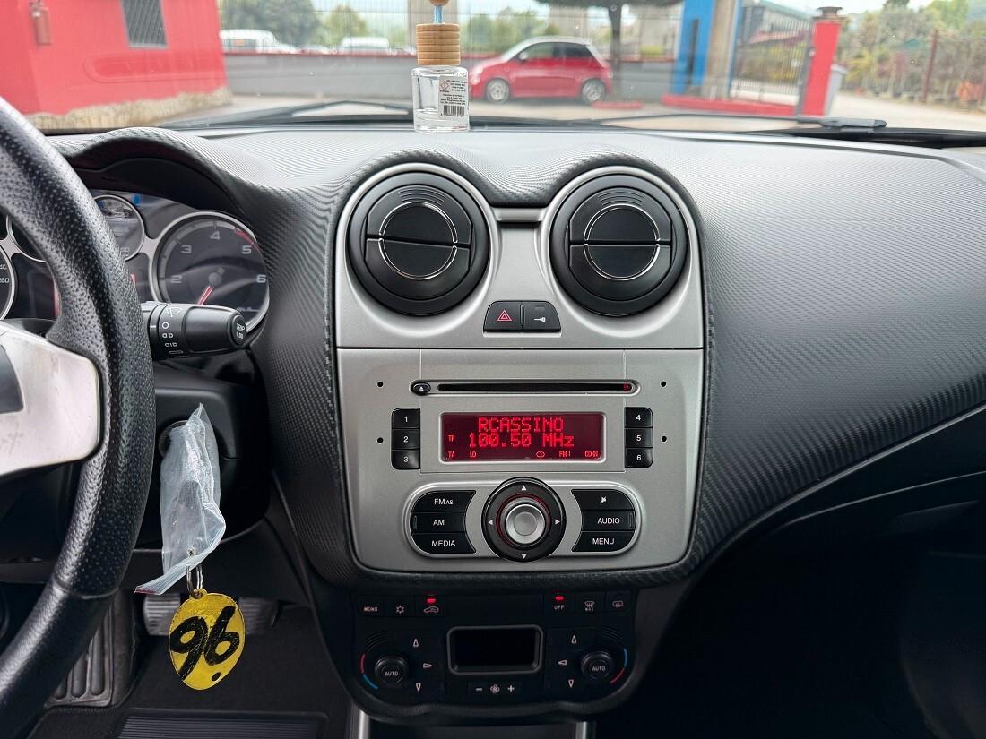 Alfa Romeo MiTo 1.3 JTDm-2 95 CV S&S Distinctive