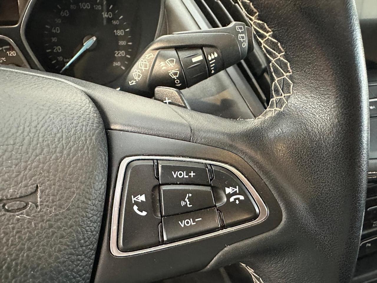 Ford Kuga 2.0 TDCI 180 CV S&S 4WD Powershift Vignale