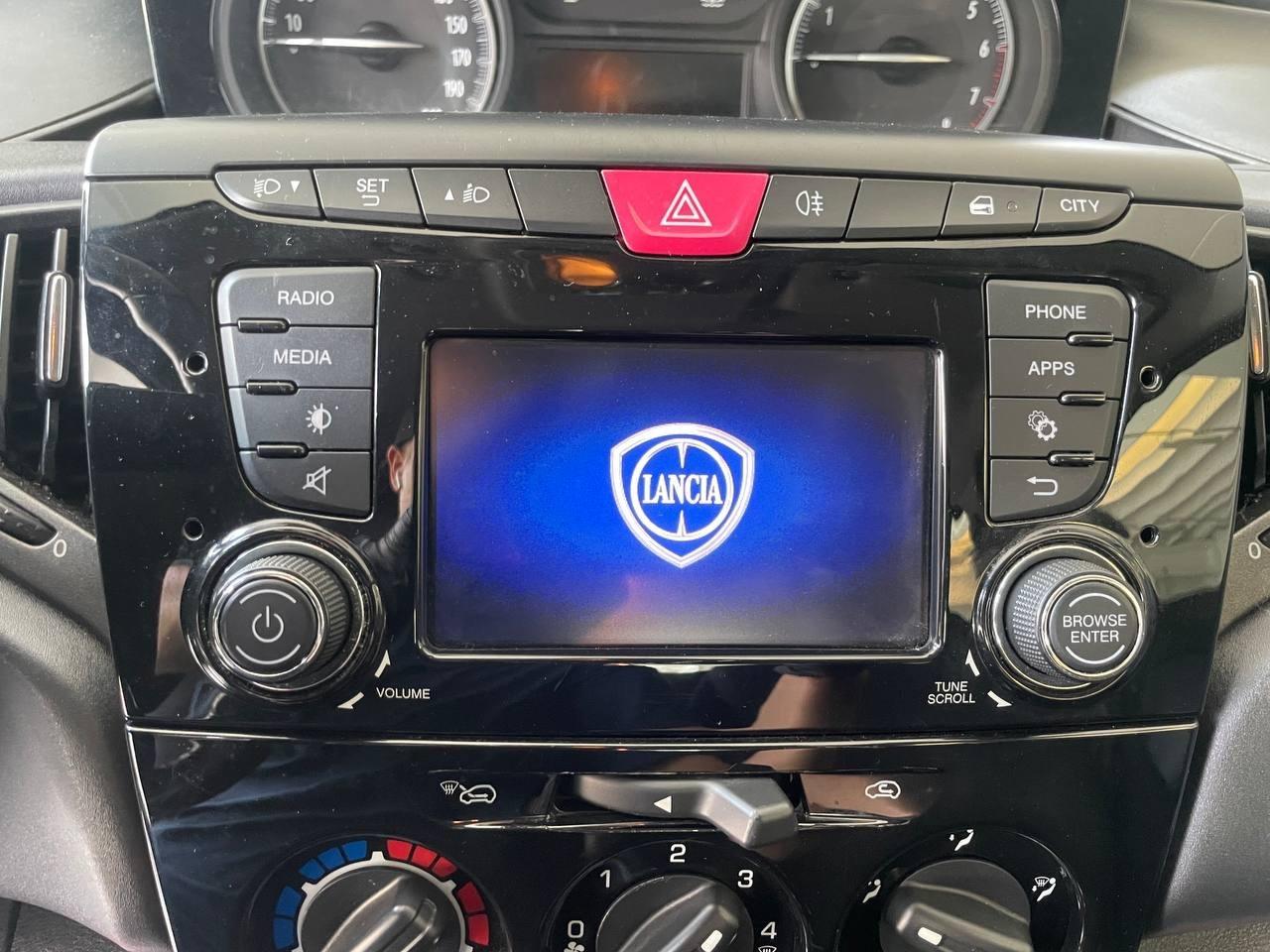 Lancia Ypsilon GPL - Uniproprietario