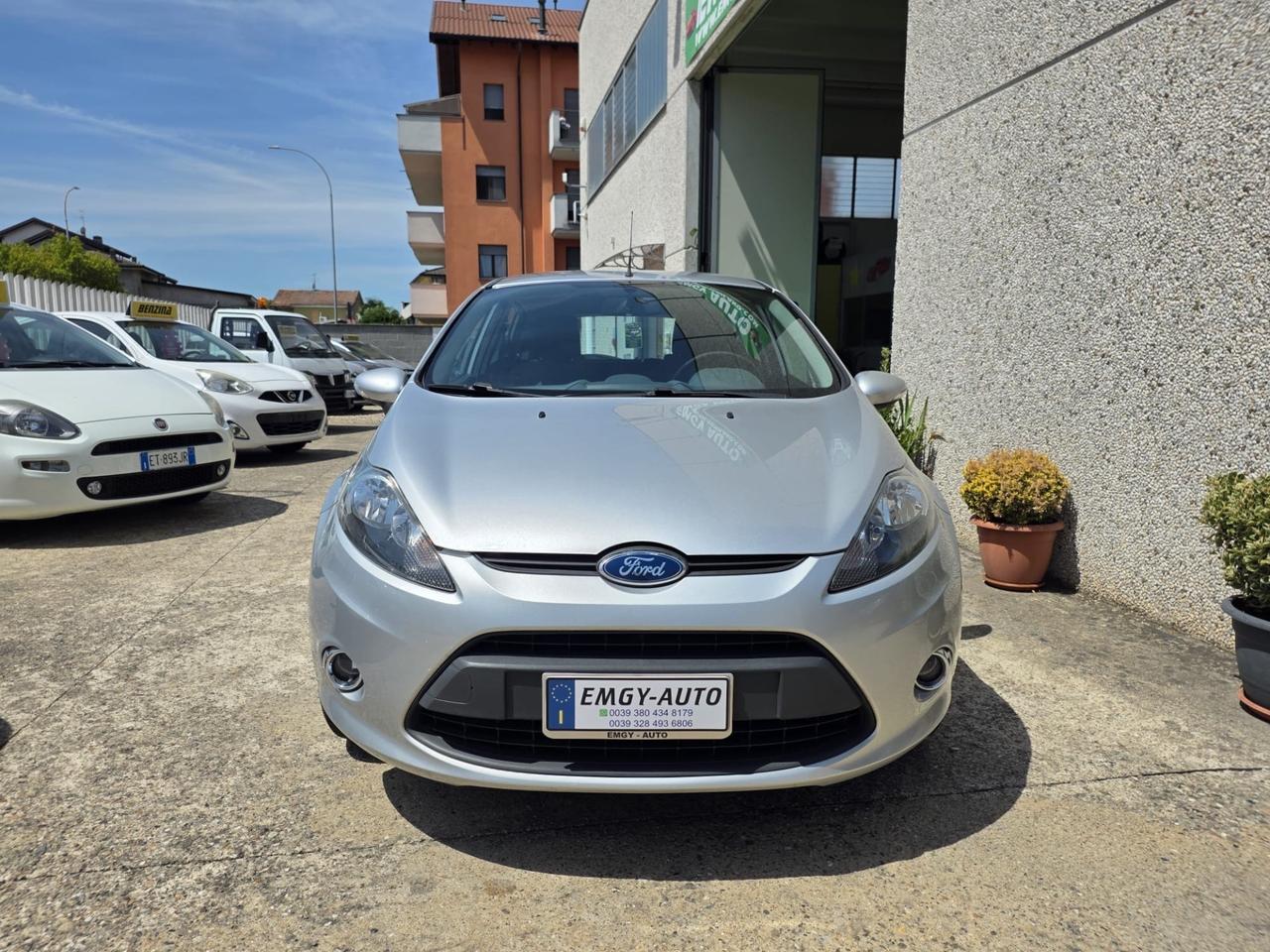 Ford Fiesta 1.2 60CV 5 p. 141000km.