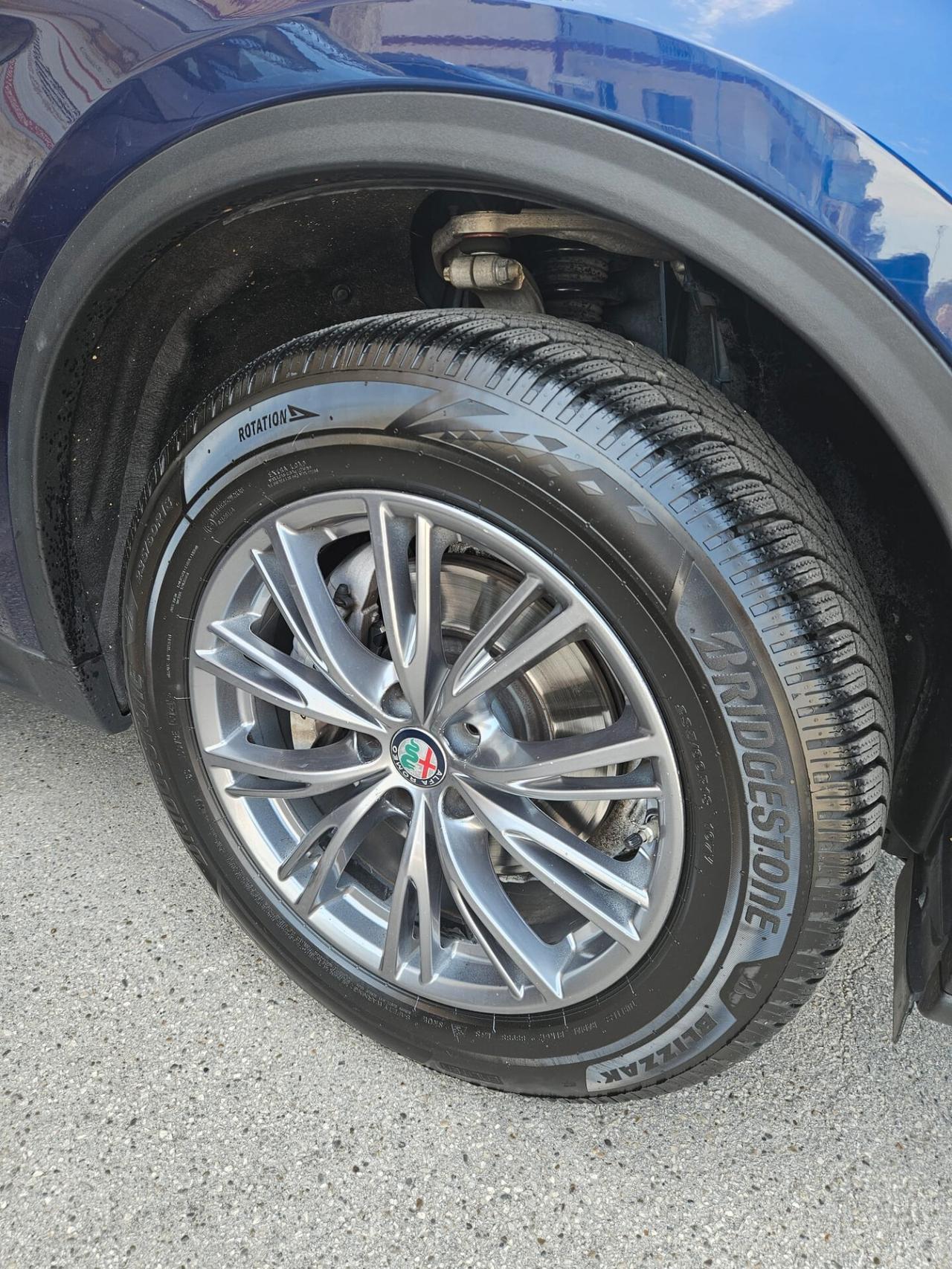 Alfa Romeo Stelvio 2.2 Q4 210cv diesel FULL