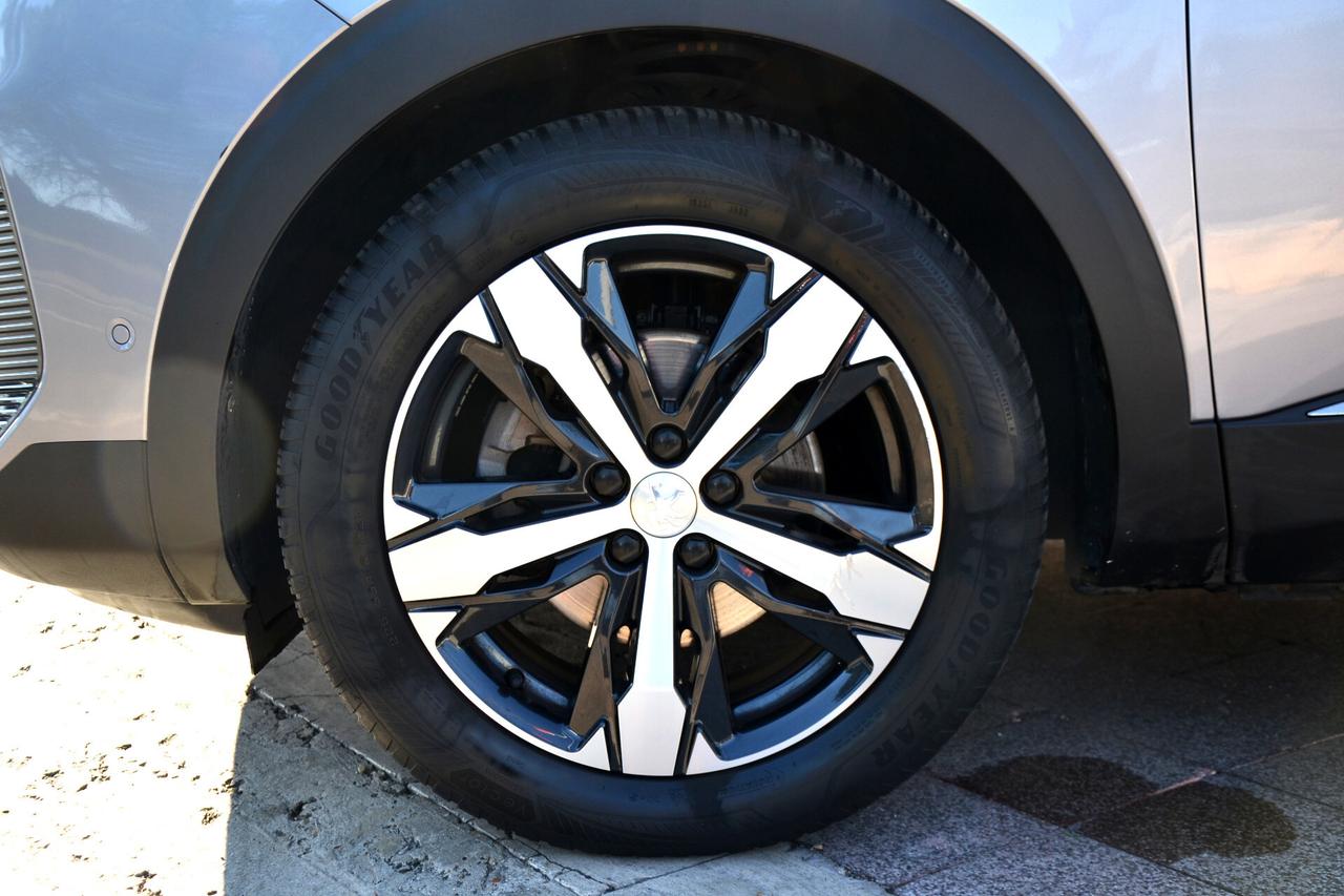 Peugeot 5008 1.5 HDi 130CV EAT8 ALLURE PELLE+RCAM+NAVI+FULL LED