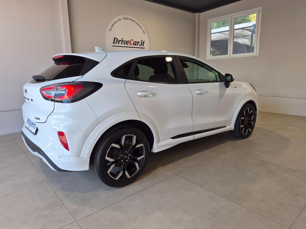 Ford Puma 1.0 ECOBOOST ST-LINE X LED PELLE NAVI C.18 SOSPENSIONI SPORTIVE WIRELESS VETRI PRIVACY KEYLESS RETROCAMERA CLIMA AUTO