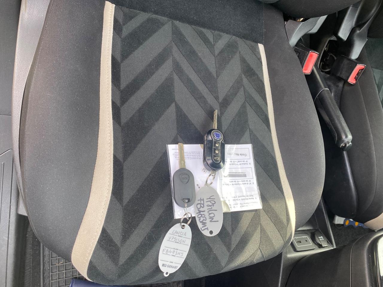 Lancia Ypsilon 1.2 69 CV 5 porte GPL Ecochic Opening Edition