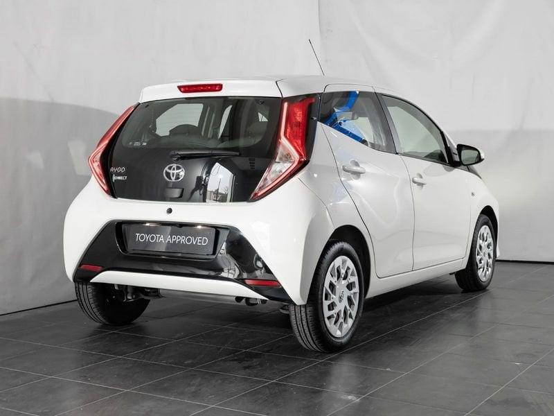 Toyota Aygo Connect 1.0 VVT-i 72 CV 5 porte x-play