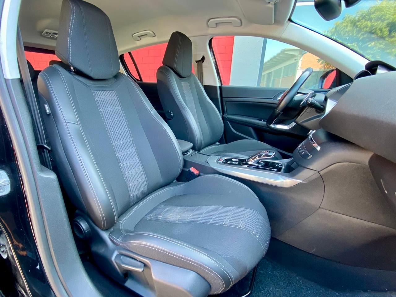 Peugeot 308 BlueHDi 130 S&S EAT8 GT Line