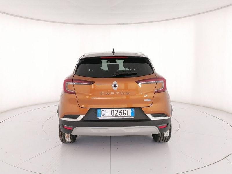 Renault Captur 1.6 E-Tech hybrid Intens 145cv auto