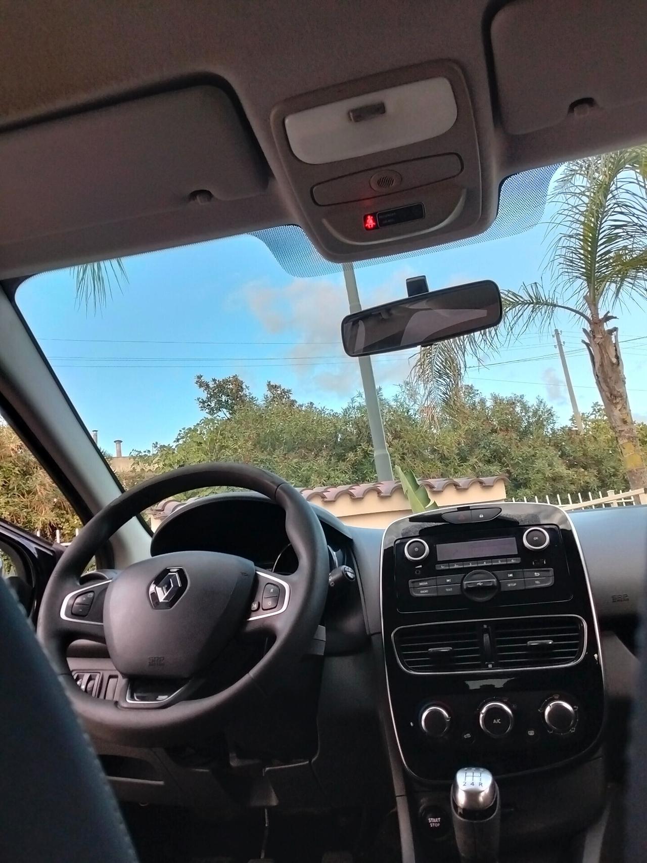 Renault Clio 1.2 75CV 5 porte Life