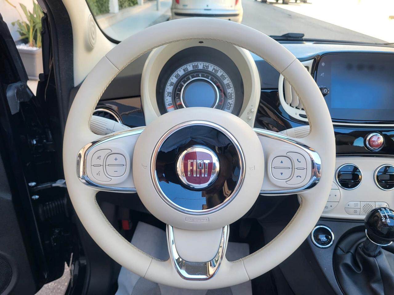 Fiat 500 C 1.2 Lounge+Car Play+Clima Autom......