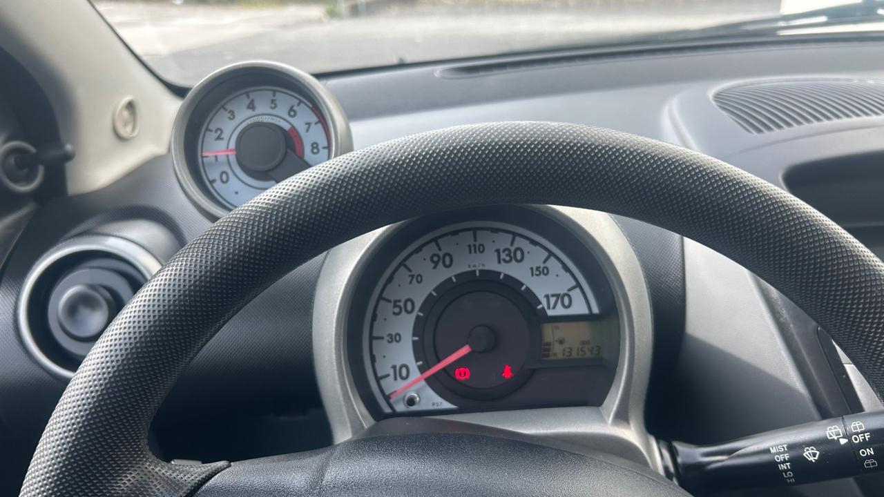 Toyota Aygo 1.0 12V VVT-i 5 porte Now