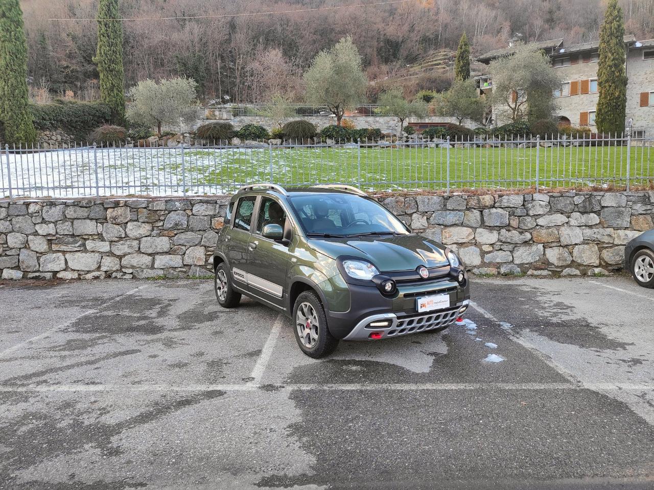 FIAT Panda Cross 4x4 GANCIO TRAINO