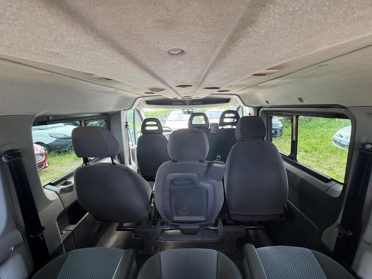 Pulmino Peugeot Boxer 2.2 HDI 120CV 9 posti 2010
