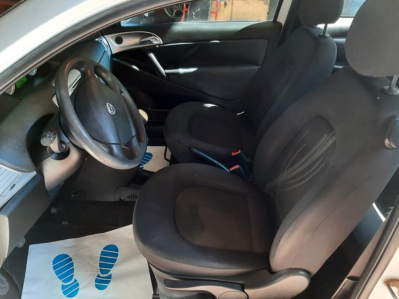 Lancia Ypsilon 1.2 69 CV Diva