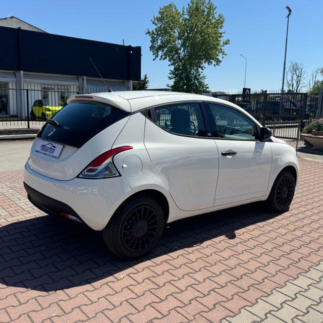 LANCIA Ypsilon 1.2 5 PORTE 5 POSTI ELEFANTINO BLU AZIENDALE