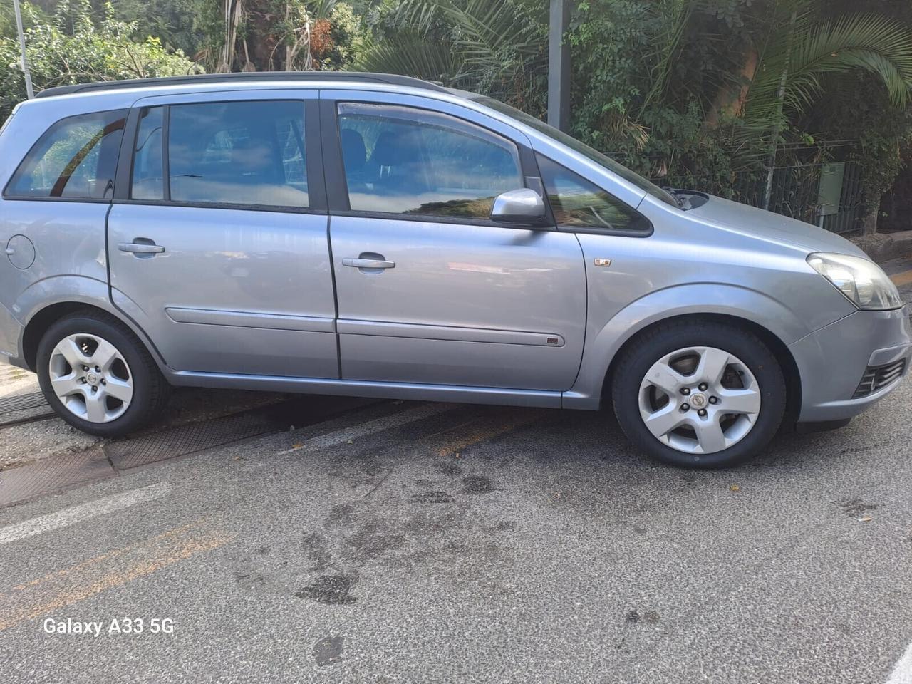 Opel Zafira 1.9 CDTI 120CV Cosmo 7 POSTI.