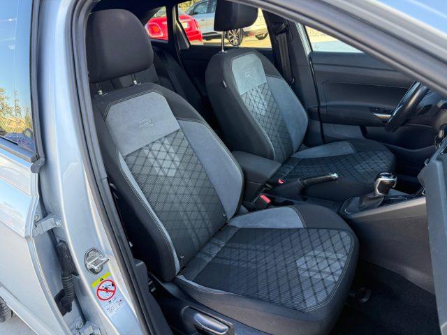 VOLKSWAGEN Taigo DSG R-Line FULL OPTIONAL