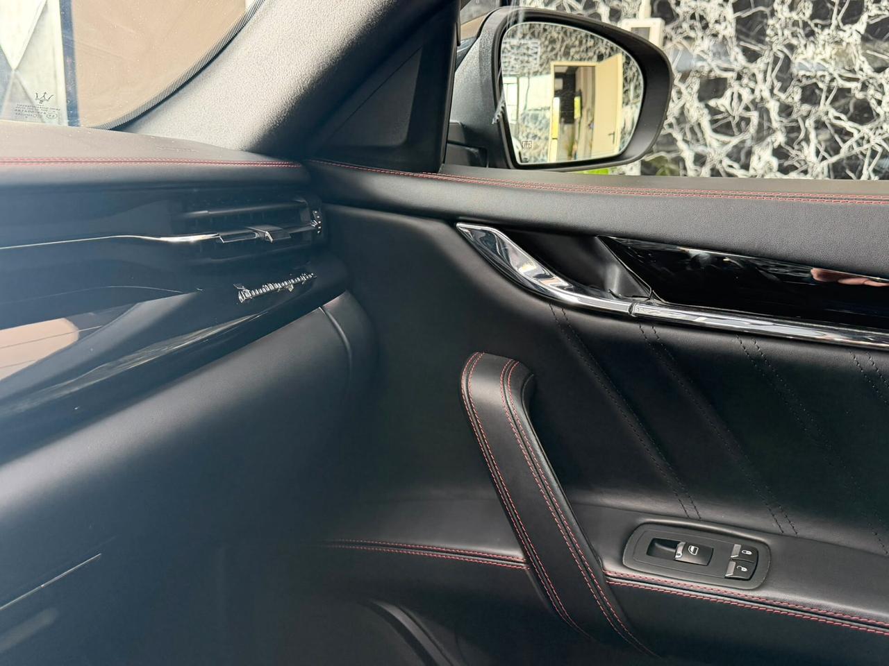 Maserati Quattroporte V6 430 CV AWD Modena Q4