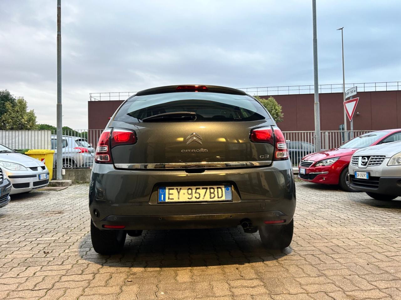 Citroen C3 1.2 benzina/Metano cv80 tetto panorama Exclusive