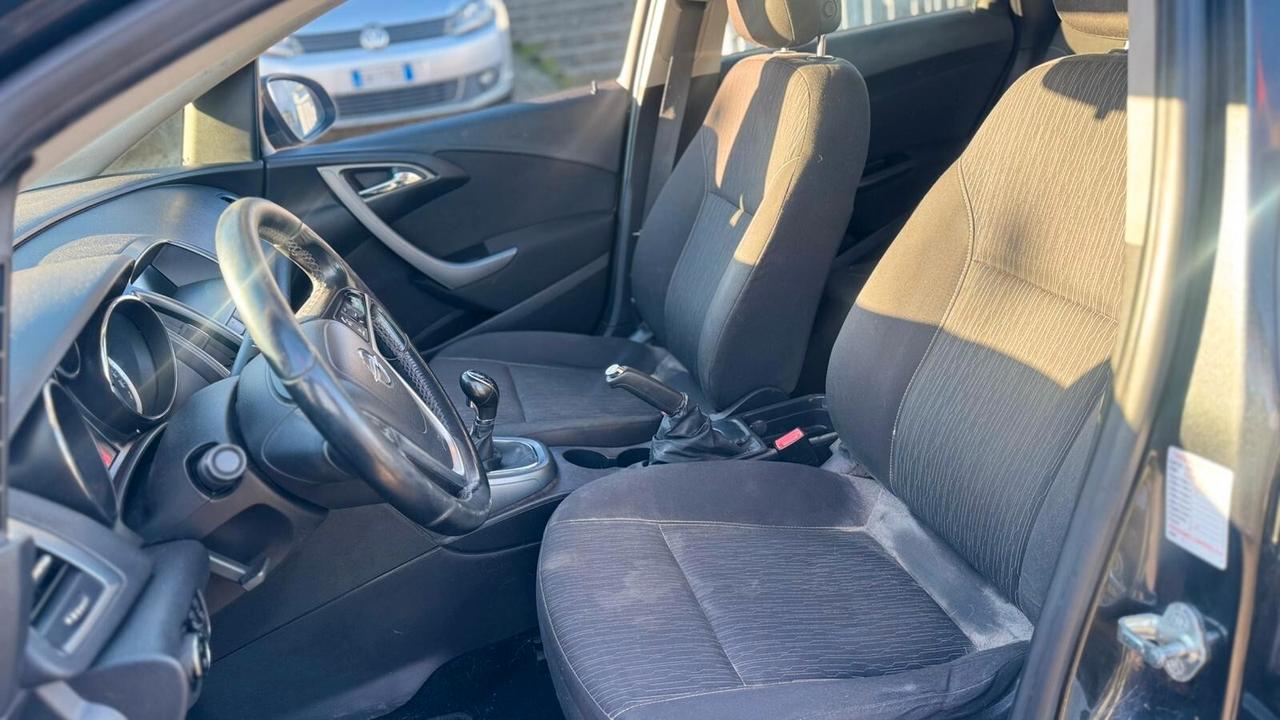 Opel Astra SW 1.4B/GPL 2013