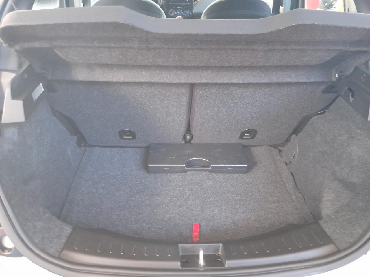 Lancia Ypsilon 1.2 69 CV 5 porte S&S Platinum
