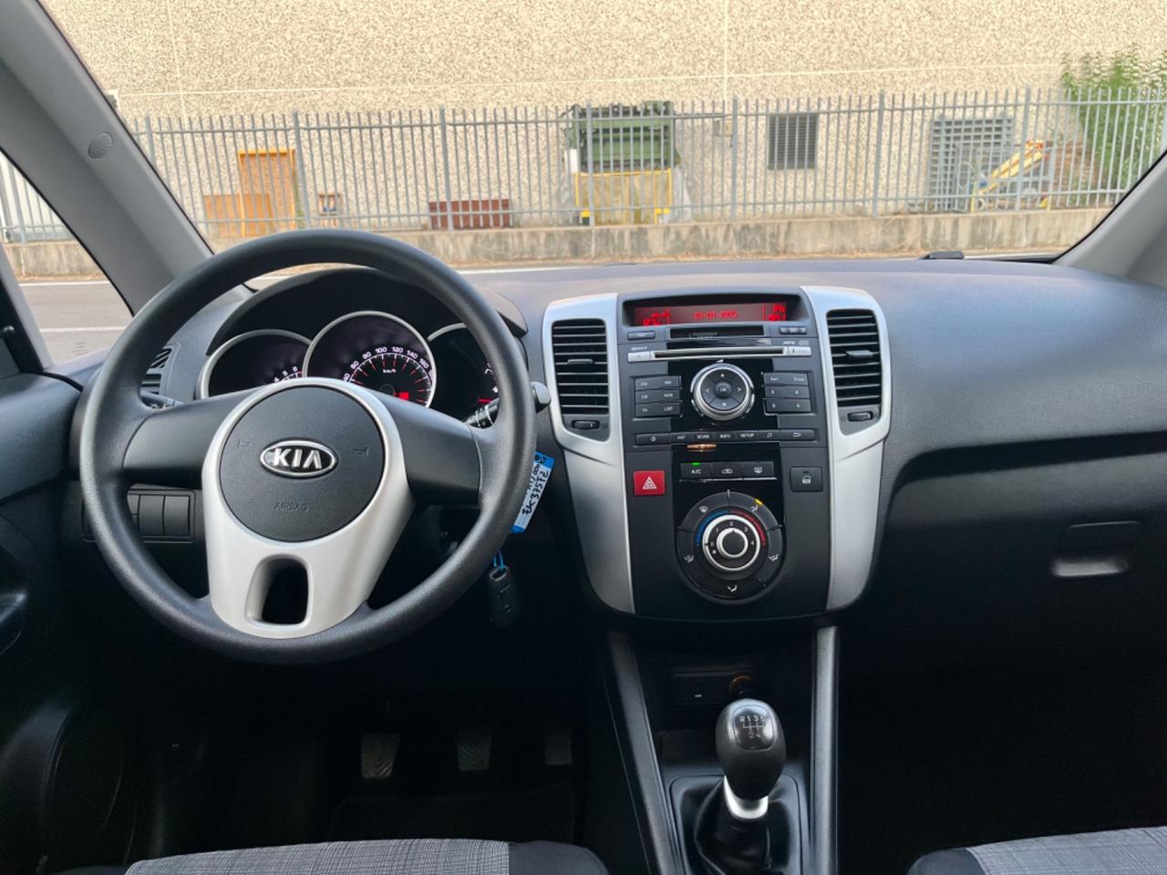 Kia Venga 1.4benz 2010 117.000km per neopatentati