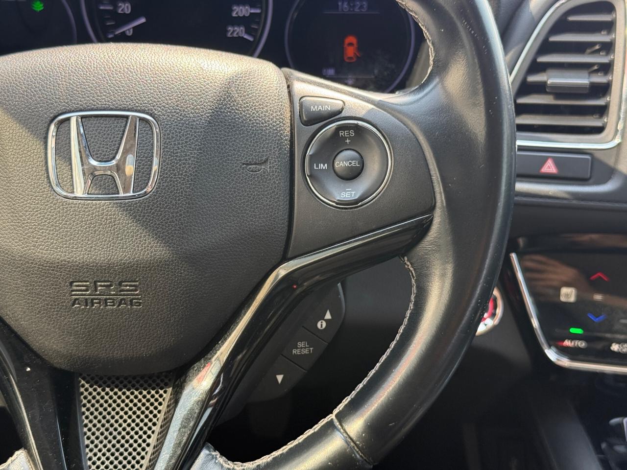 Honda HR-V 1.5 i-VTEC Executive Navi ADAS