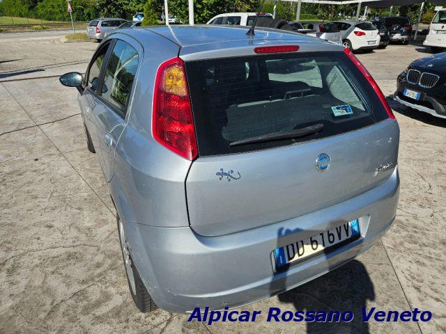 FIAT Grande Punto 1.3 MJT 75 CV 5 porte Dynamic