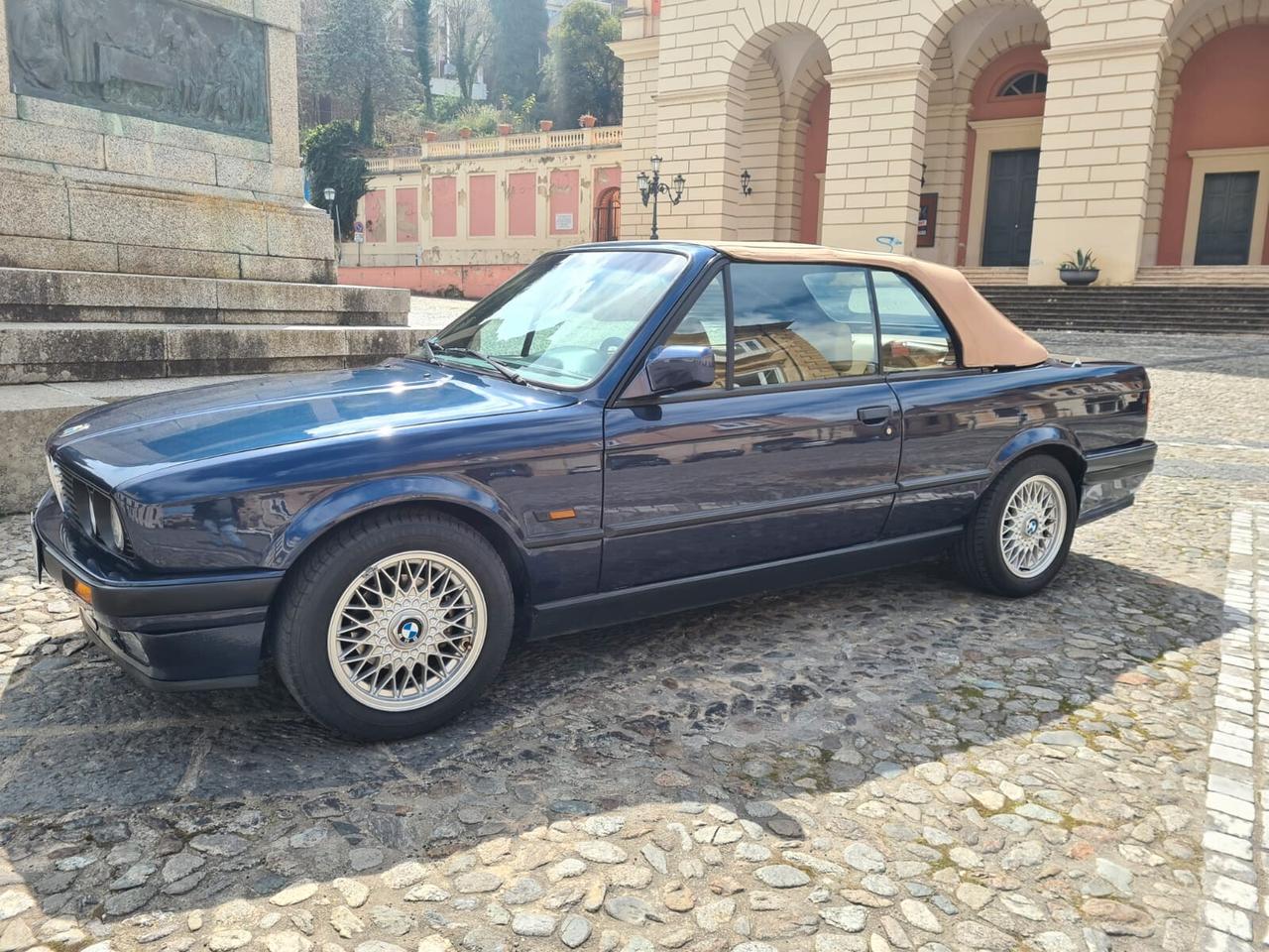 Bmw E30 325i Cabriolet M-TECHINIK