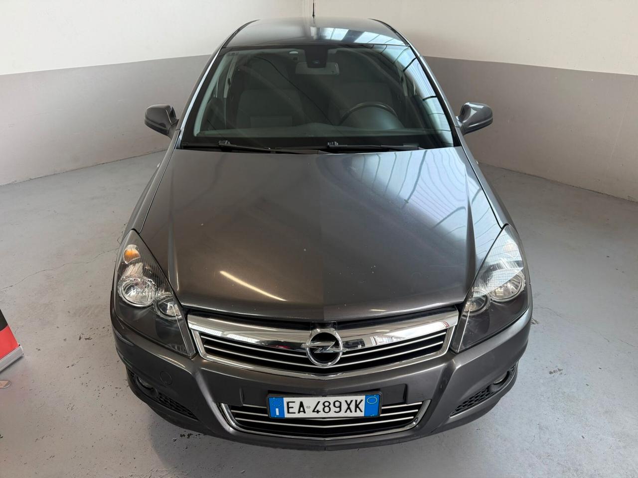 Opel Astra 1.6 16V GPL-TECH Station Wagon Edition